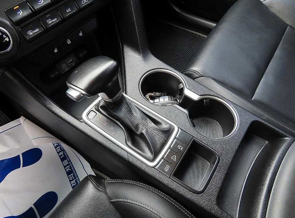 기아 스포티지 디젤 2.0 2WD 프레스티지 사진 10