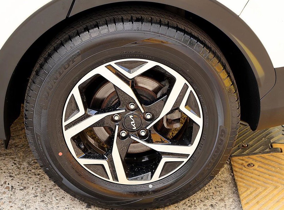 기아 스포티지 1.6 가솔린 2WD 사진 18