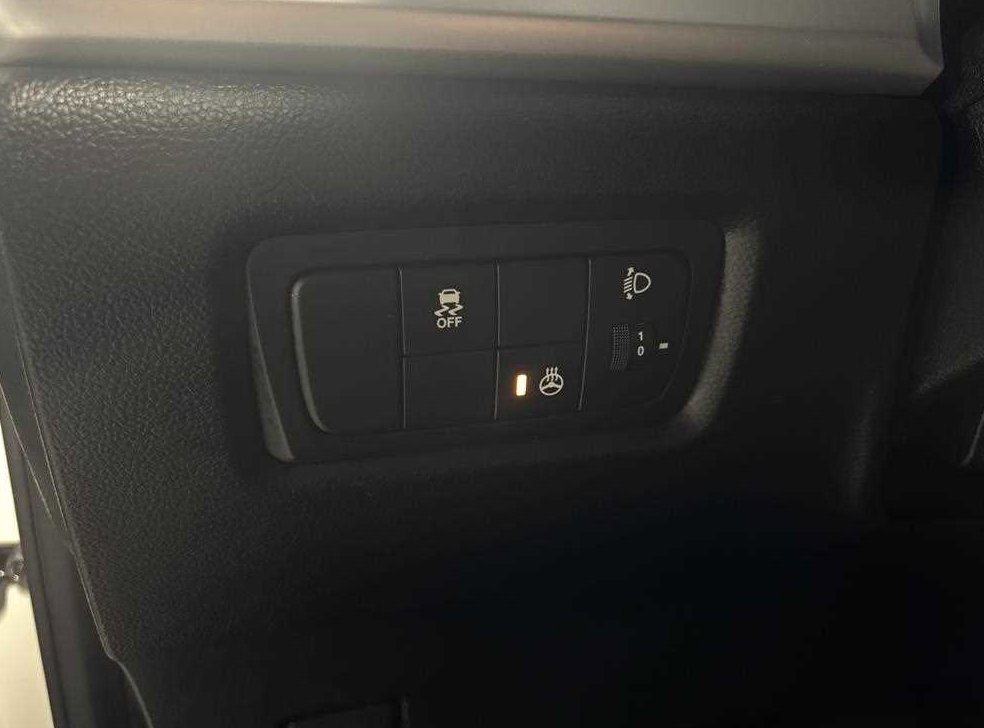 KG모빌리티(쌍용)  코란도 2WD 2.2 RX 사진 12