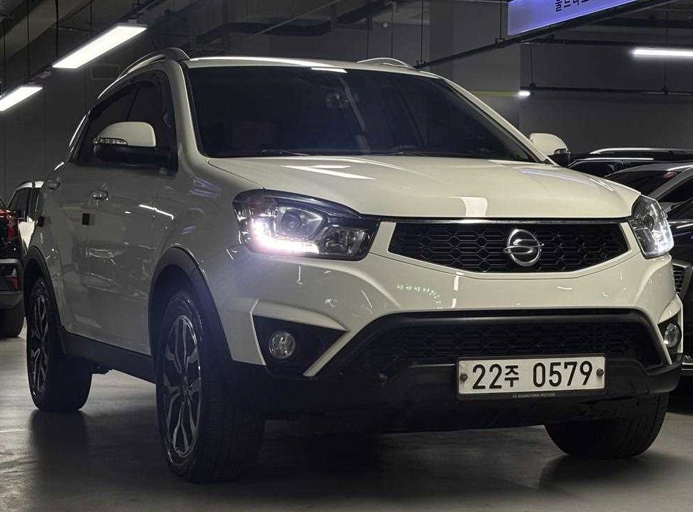 KG모빌리티(쌍용)  코란도 2WD 2.2 RX 사진 3