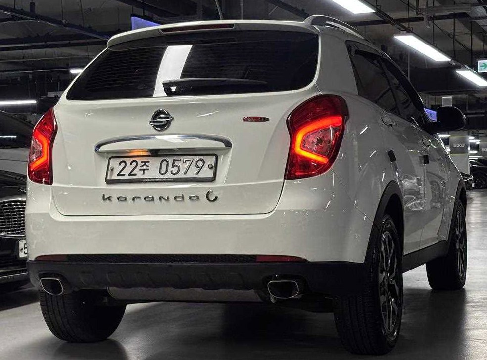 KG모빌리티(쌍용)  코란도 2WD 2.2 RX 사진 4