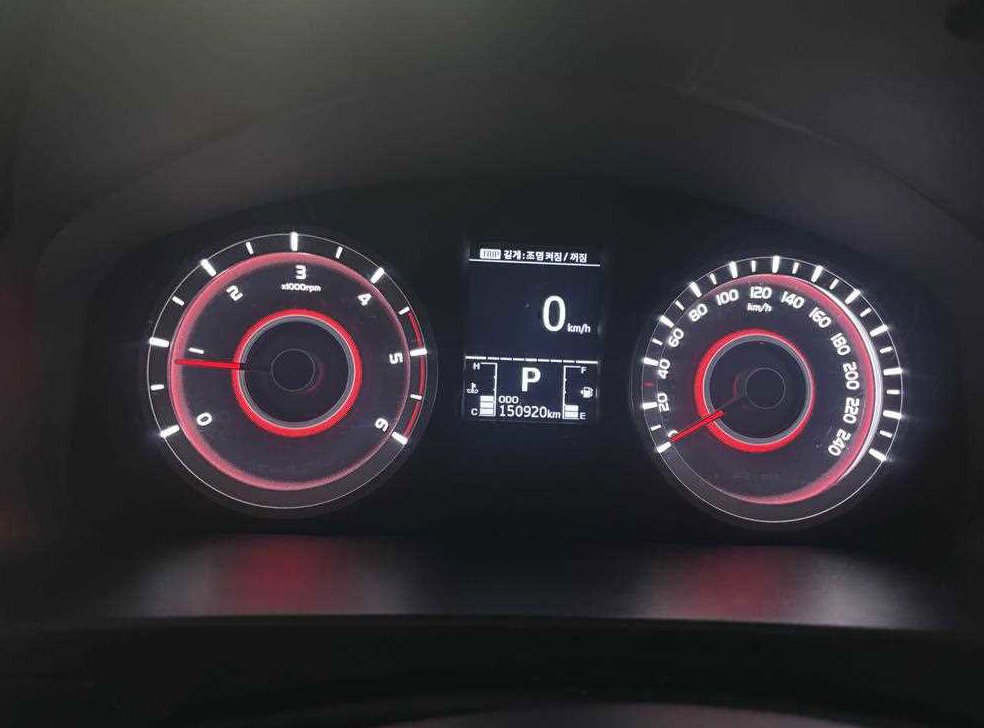 KG모빌리티(쌍용)  코란도 2WD 2.2 RX 사진 7