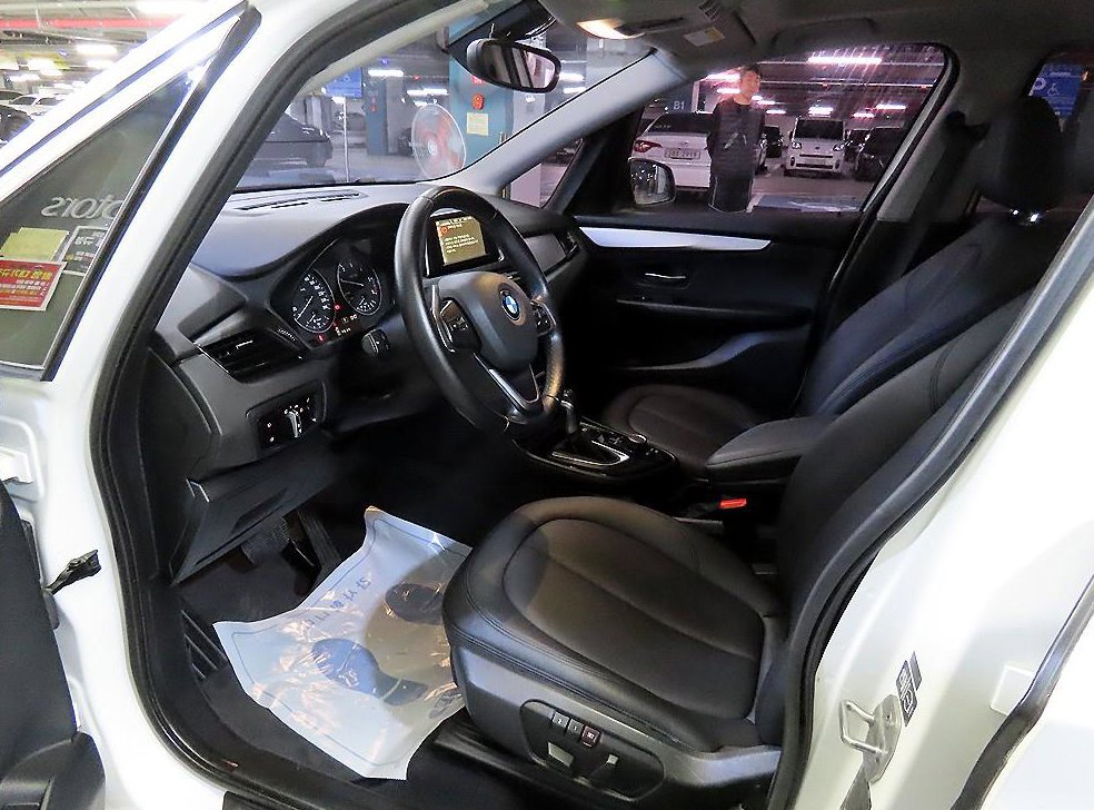 BMW 2시리즈 조이 사진 6