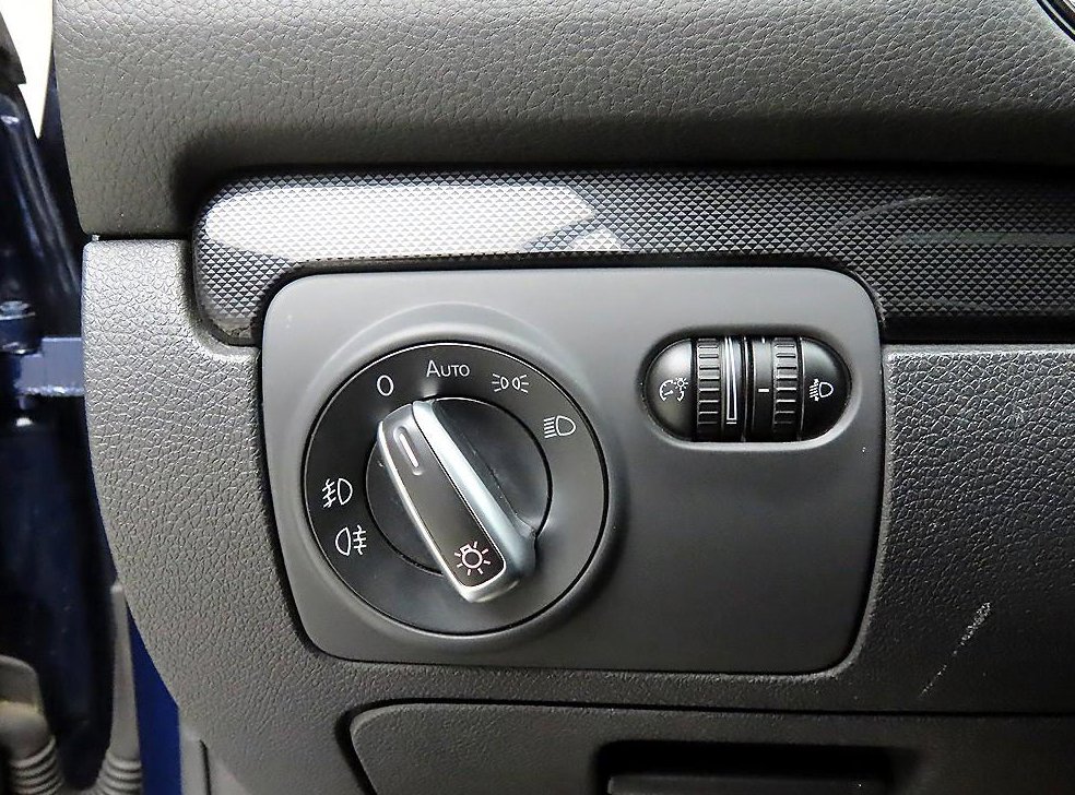 폭스바겐 골프 2.0 TDI 사진 12