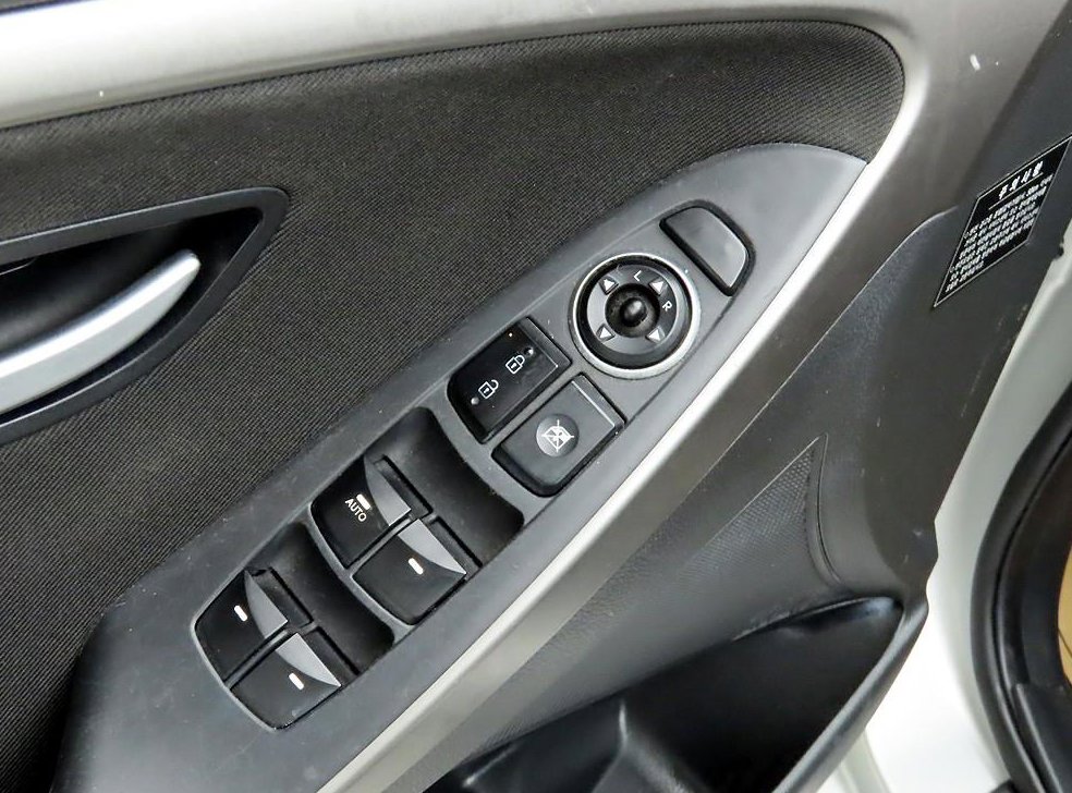 현대 i30 1.6 VGT 사진 12