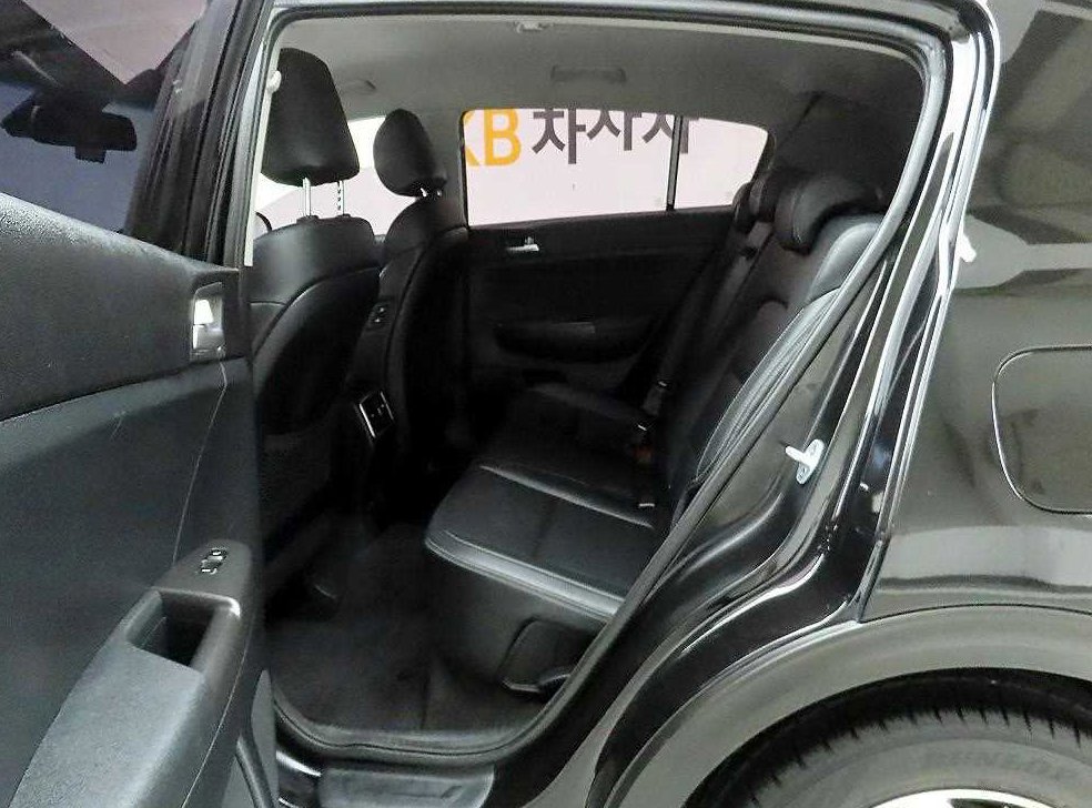 기아 스포티지 2.0 디젤 2WD 사진 13