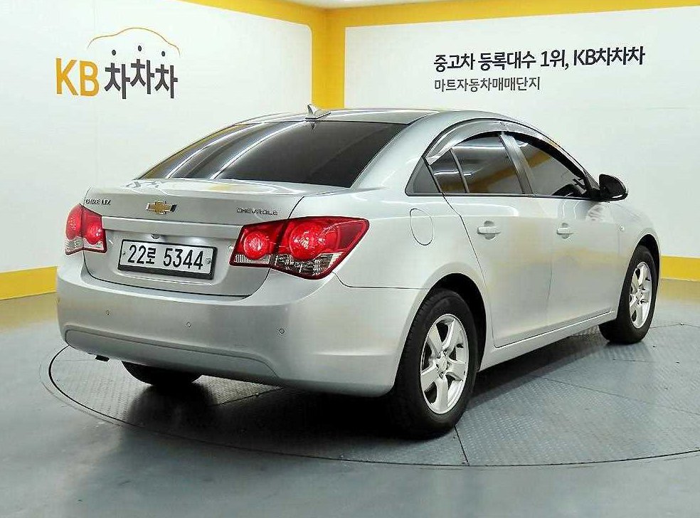 쉐보레 크루즈 1.8LT 사진 4