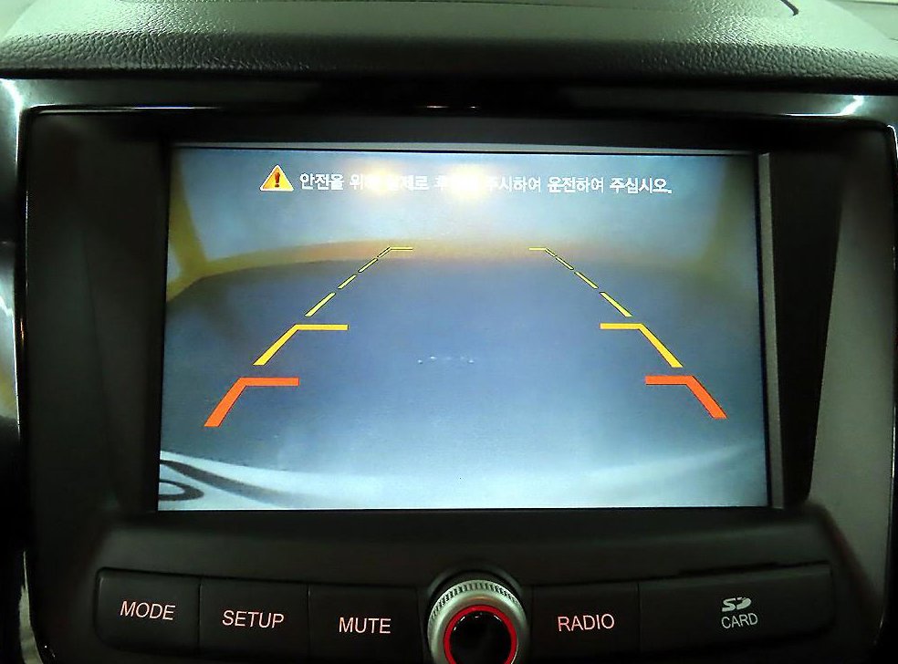 KG모빌리티(쌍용)  티볼리 디젤 2WD 1.6 LX 사진 16