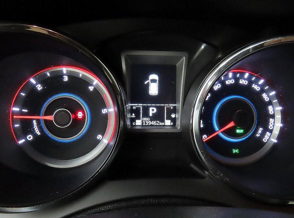 KG모빌리티(쌍용)  티볼리 디젤 2WD 1.6 LX 사진 8