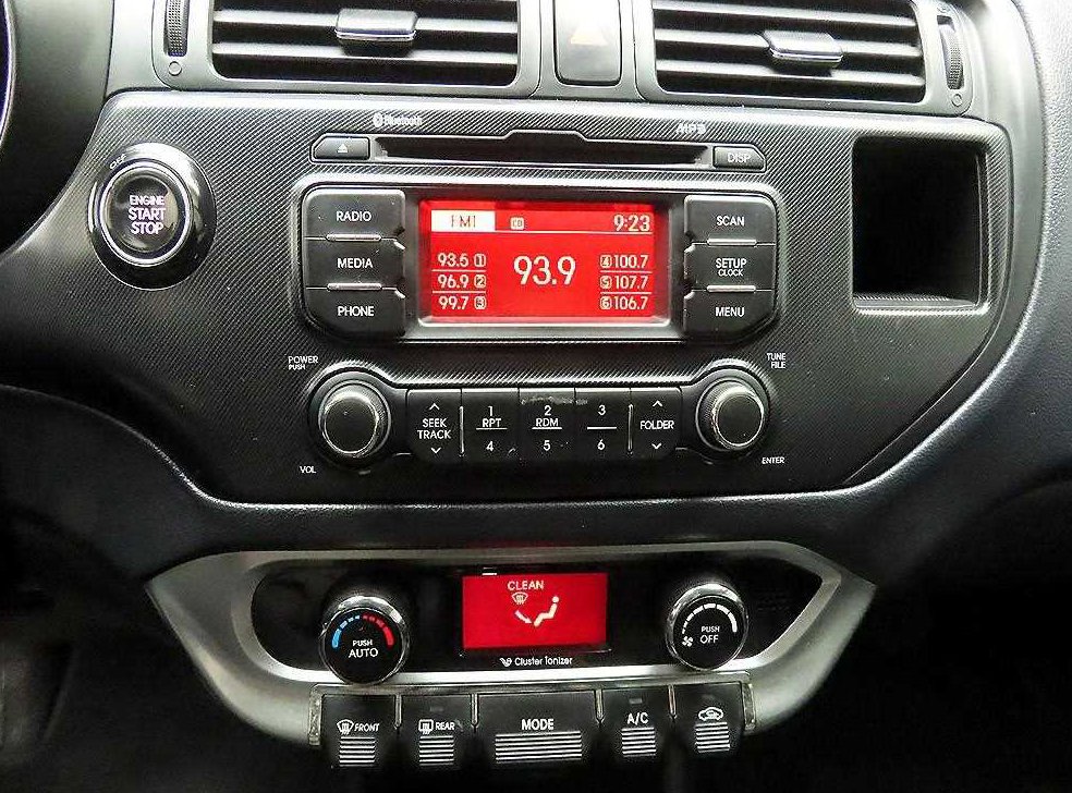 기아 프라이드 5DR 1.6GDI 프레스티지 사진 9