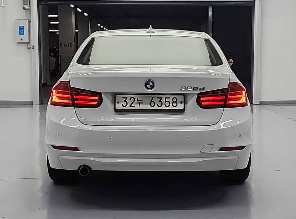 BMW 3시리즈 320d 사진 3