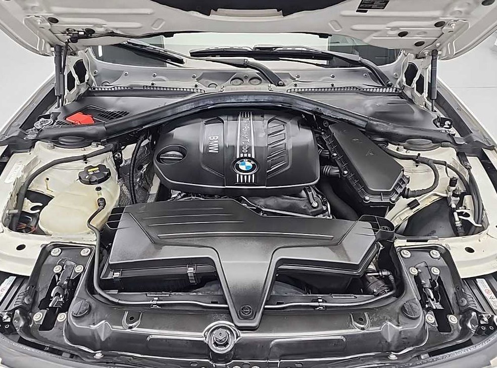 BMW 3시리즈 320d 사진 5