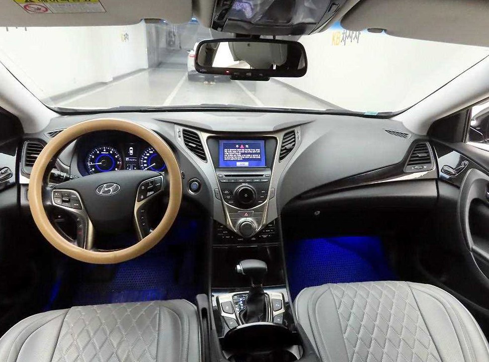 현대 그랜저 HG300 PRIME 사진 7