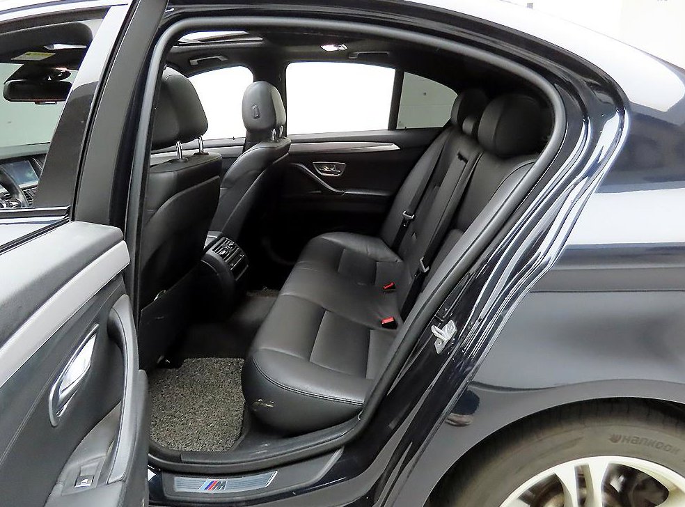 BMW 5시리즈 530d xDrive 사진 13