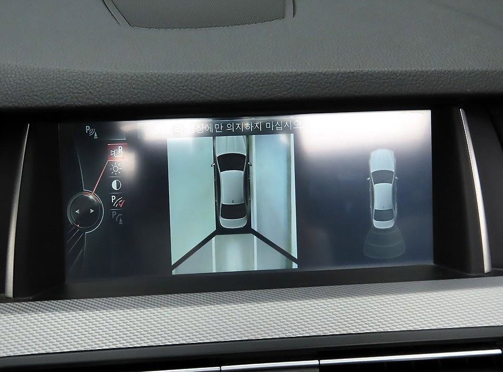 BMW 5시리즈 530d xDrive 사진 15