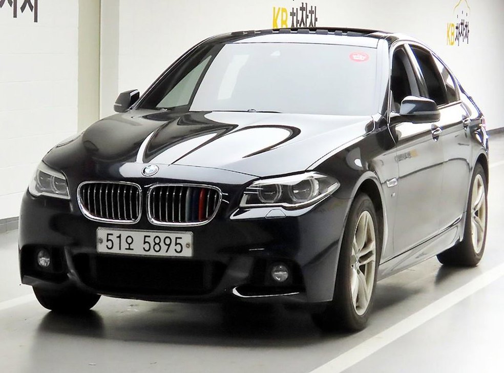 BMW 5시리즈 530d xDrive 사진 2