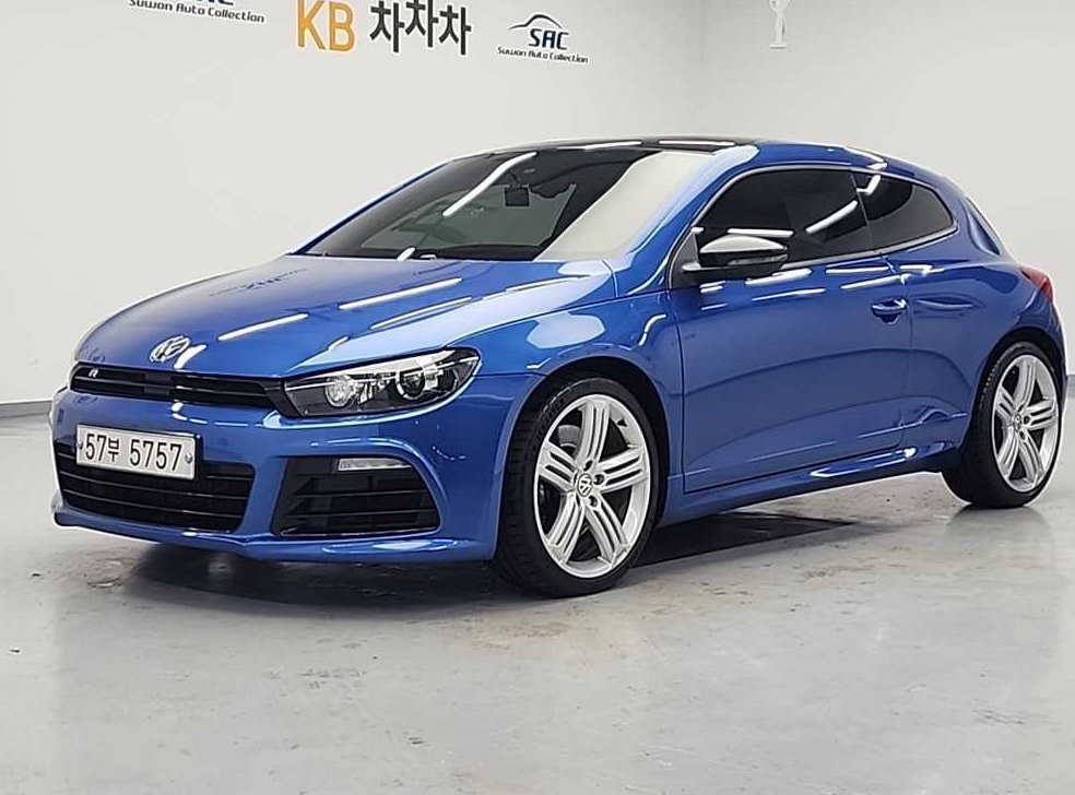 폭스바겐 시로코 2.0 TSI R 사진 2