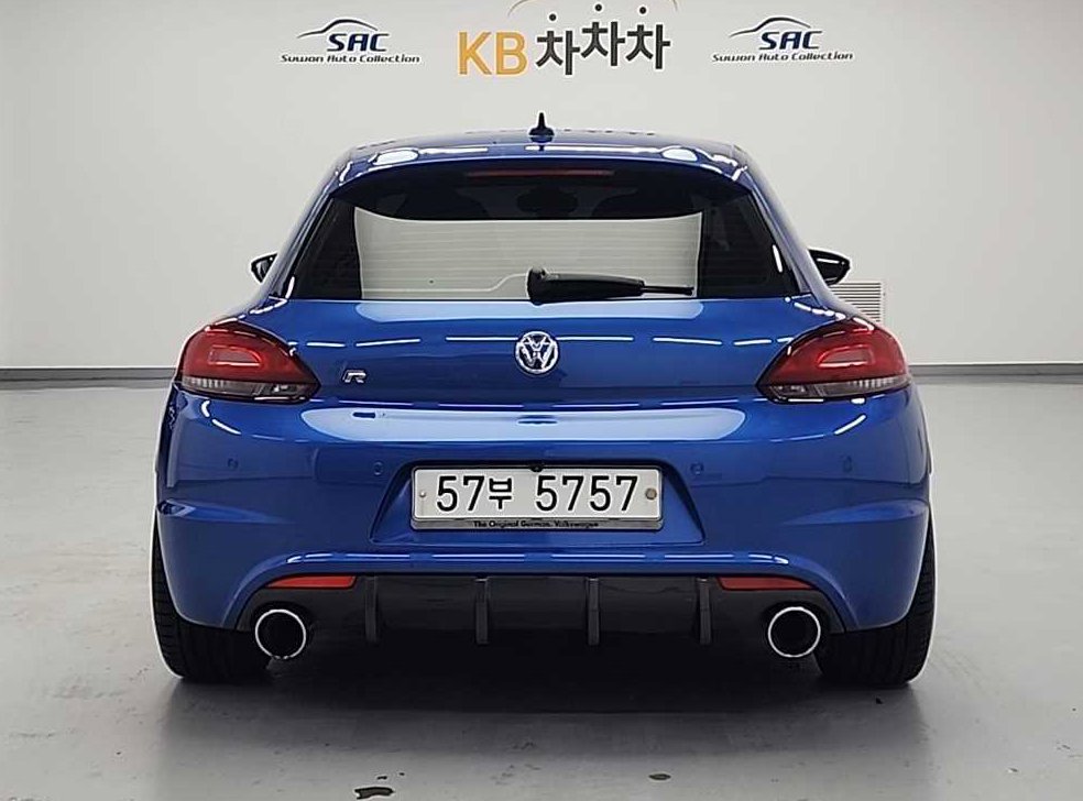 폭스바겐 시로코 2.0 TSI R 사진 3