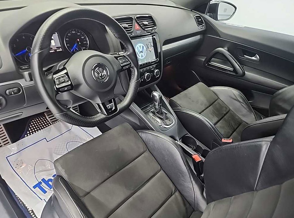 폭스바겐 시로코 2.0 TSI R 사진 7
