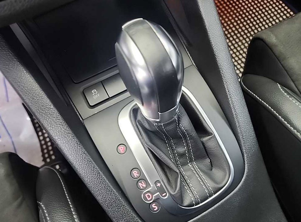 폭스바겐 시로코 2.0 TSI R 사진 8