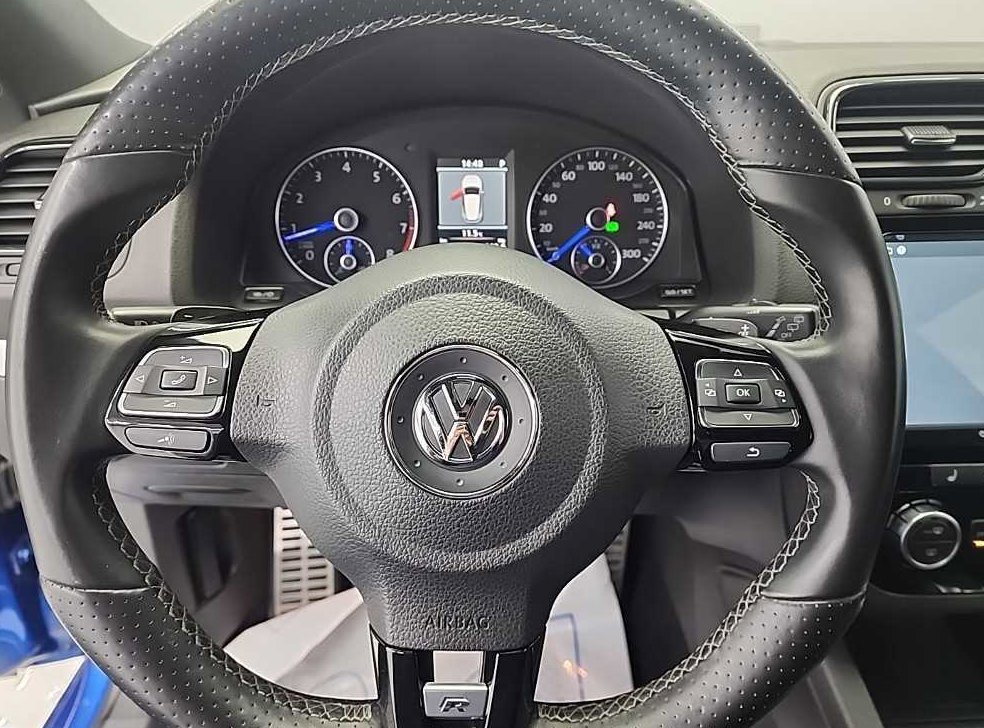 폭스바겐 시로코 2.0 TSI R 사진 9