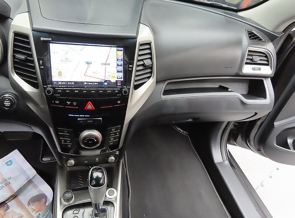 KG모빌리티(쌍용)  티볼리 가솔린 2WD 1.6 VX 사진 14