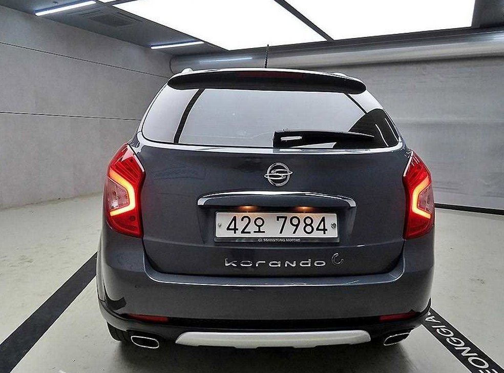 KG모빌리티(쌍용)  코란도 4WD 2.0 RX 사진 3