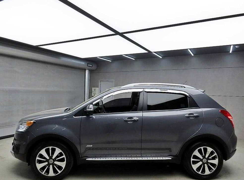 KG모빌리티(쌍용)  코란도 4WD 2.0 RX 사진 4