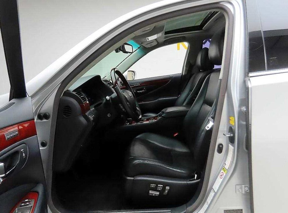렉서스 LS AWD 사진 13