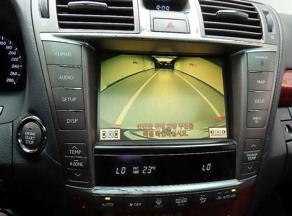 렉서스 LS AWD 사진 15