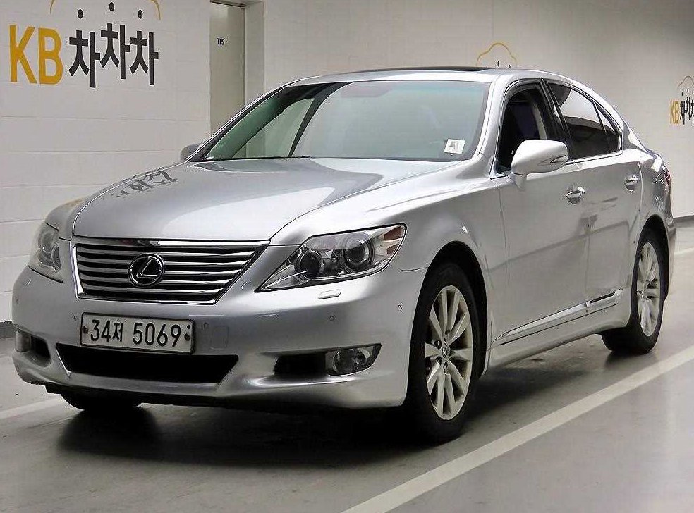 렉서스 LS AWD 사진 2
