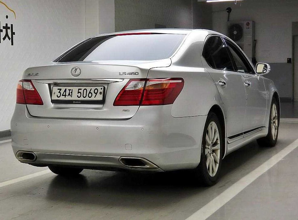 렉서스 LS AWD 사진 4