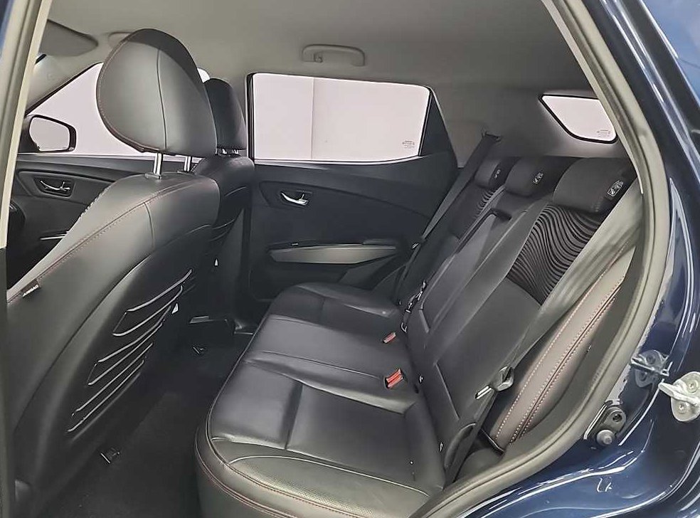 KG모빌리티(쌍용)  티볼리 2WD 가솔린 1.6 IX 사진 12
