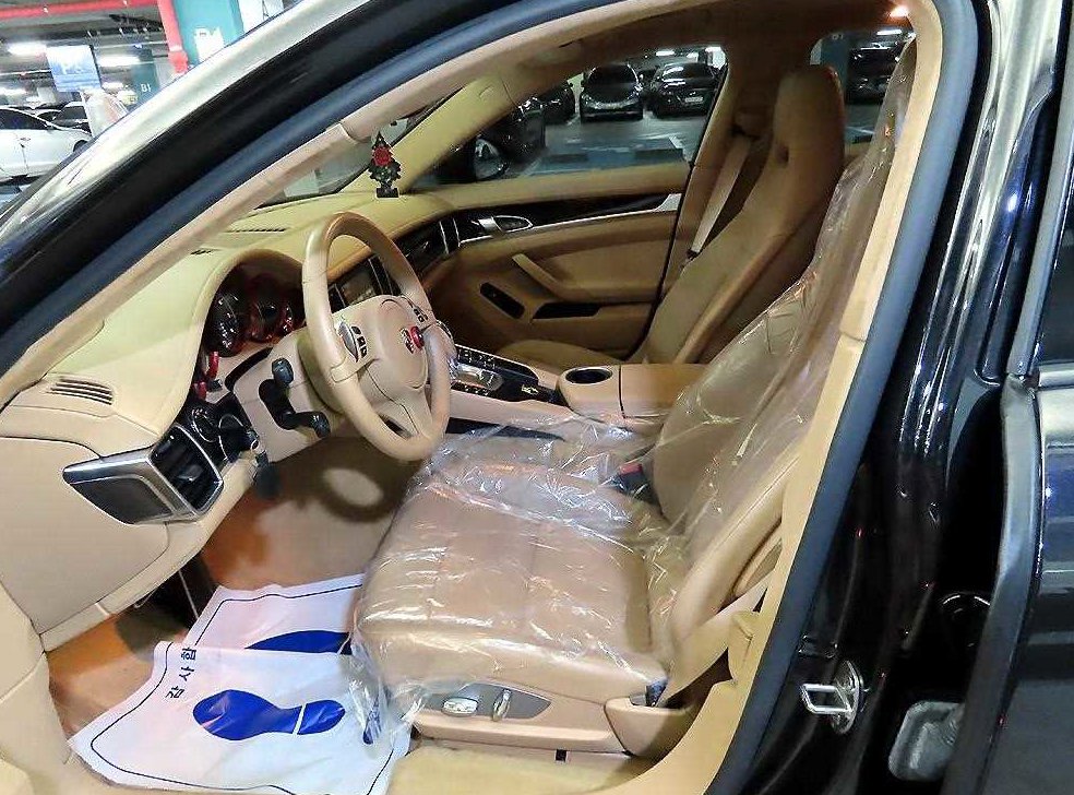 포르쉐 파나메라 3.6 AWD 사진 6