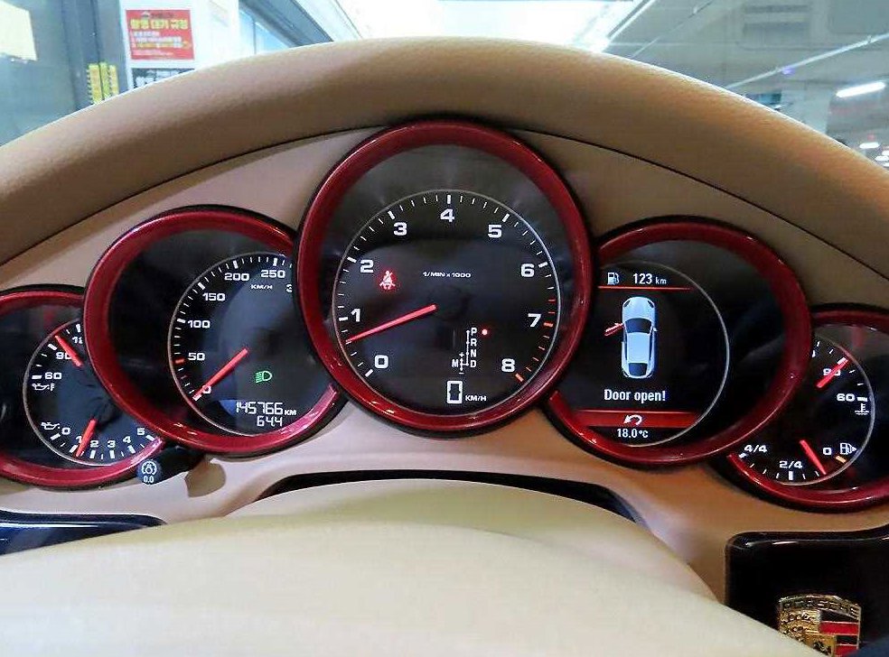 포르쉐 파나메라 3.6 AWD 사진 9