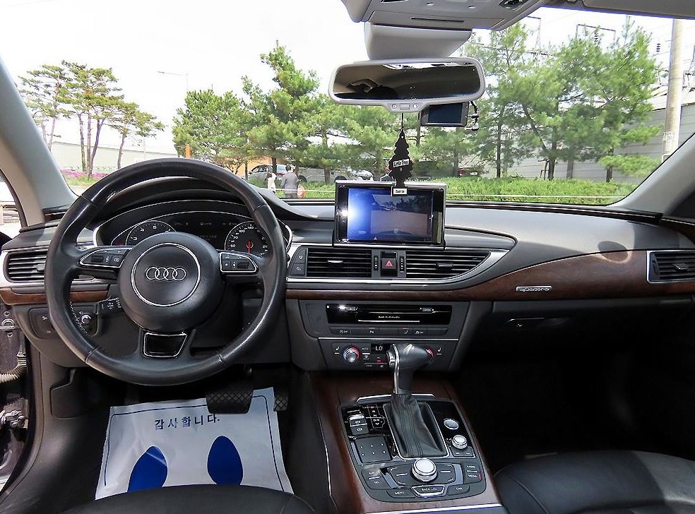 아우디 A7 3.0 TFSI 콰트로 다이나믹 사진 7