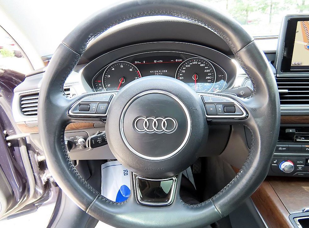 아우디 A7 3.0 TFSI 콰트로 다이나믹 사진 8