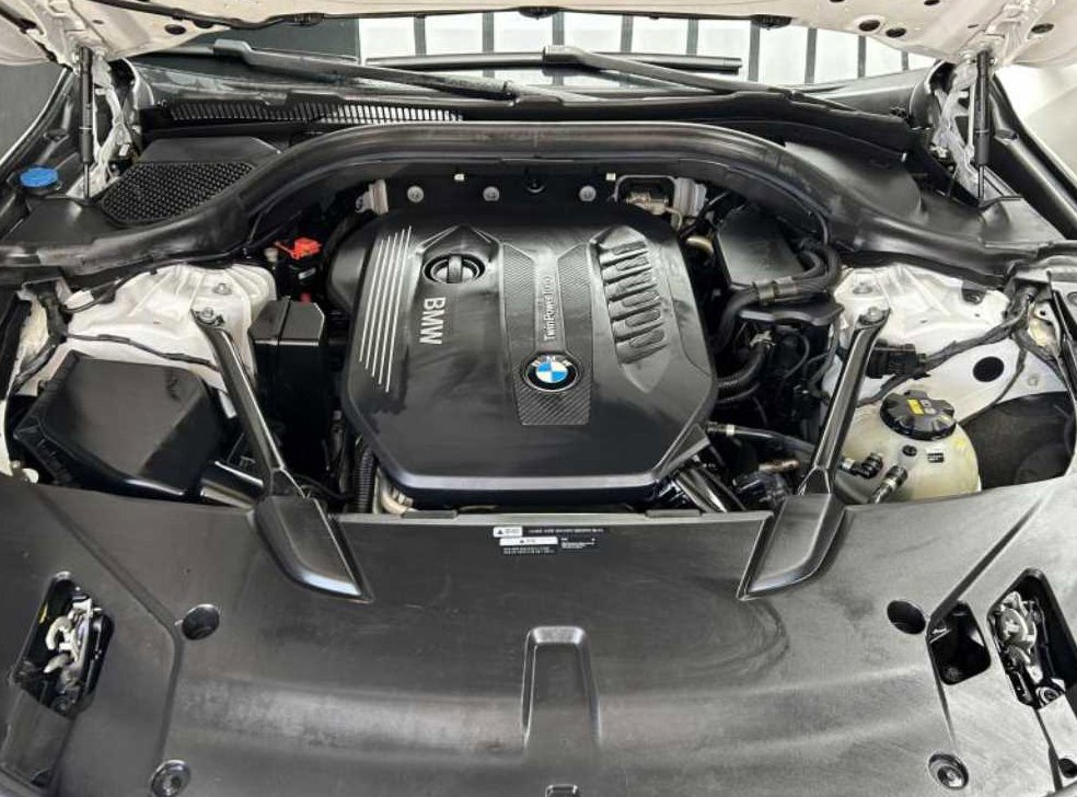 BMW 그란투리스모 630D XDRIVE 럭셔리 사진 18
