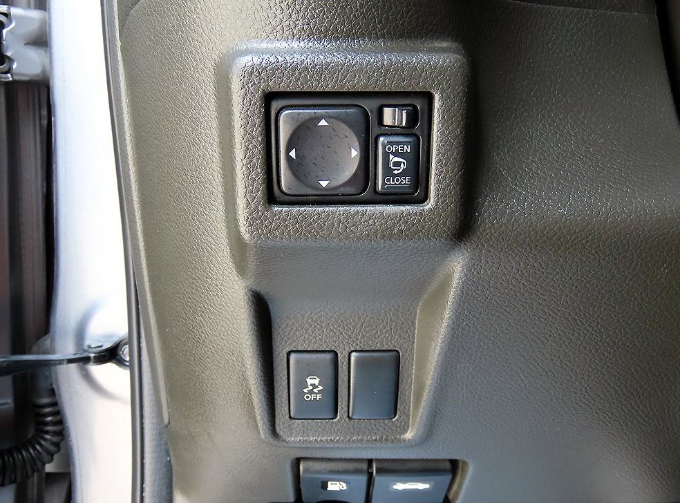 닛산 큐브 1.8 SL 사진 12