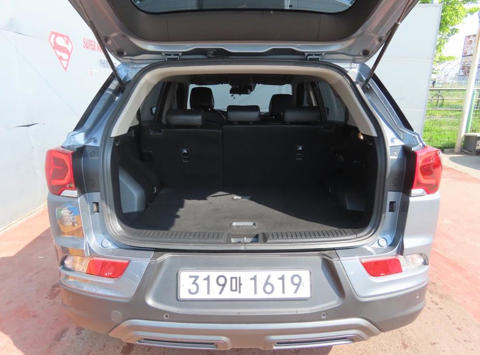 KG모빌리티(쌍용)  코란도 2WD 디젤 1.6 C7 사진 5