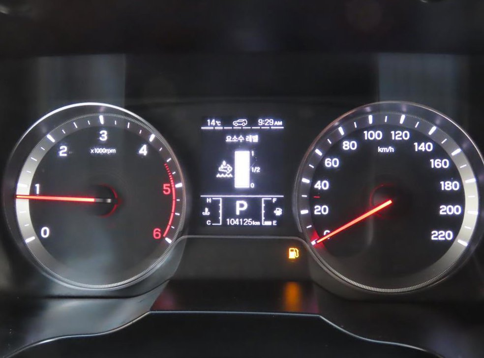 KG모빌리티(쌍용)  코란도 2WD 디젤 1.6 C7 사진 9