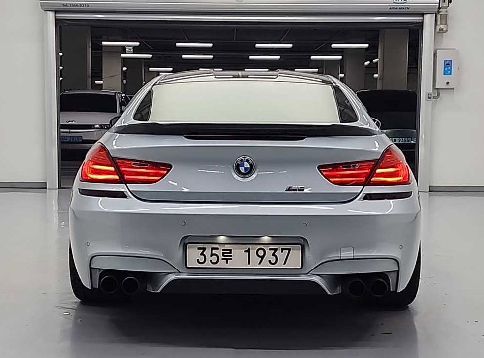 BMW 6시리즈 M6 쿠페 사진 3