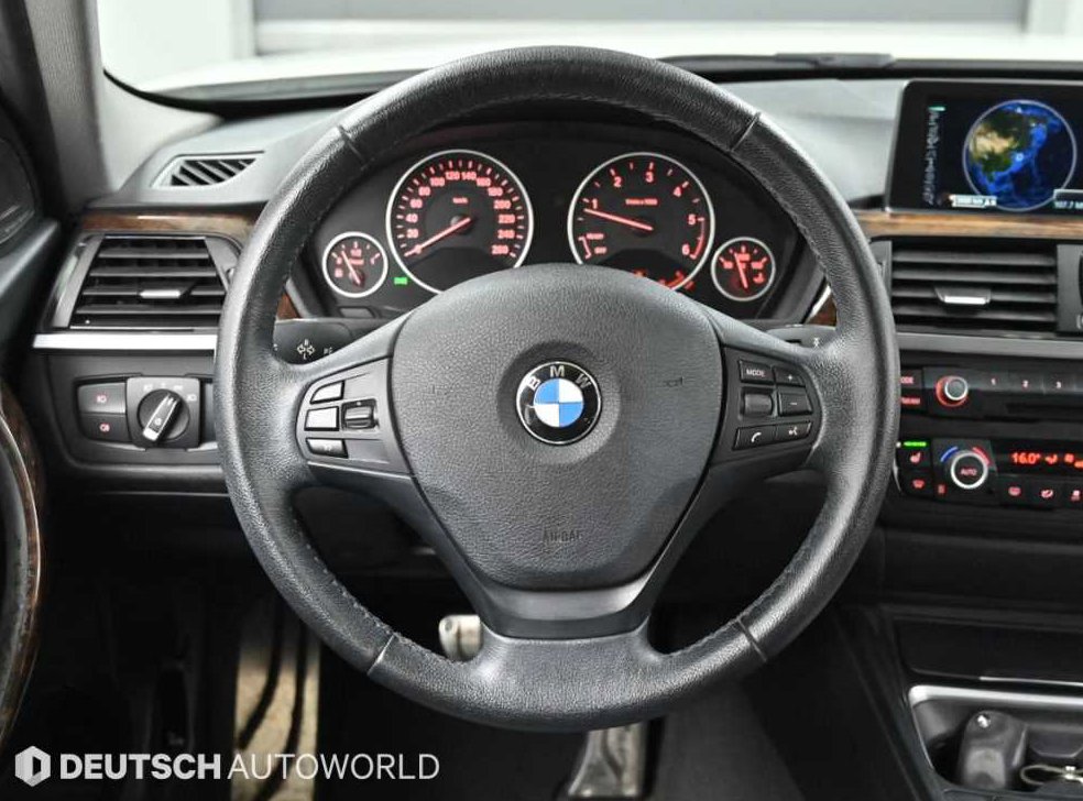 BMW 3시리즈 320d 사진 13