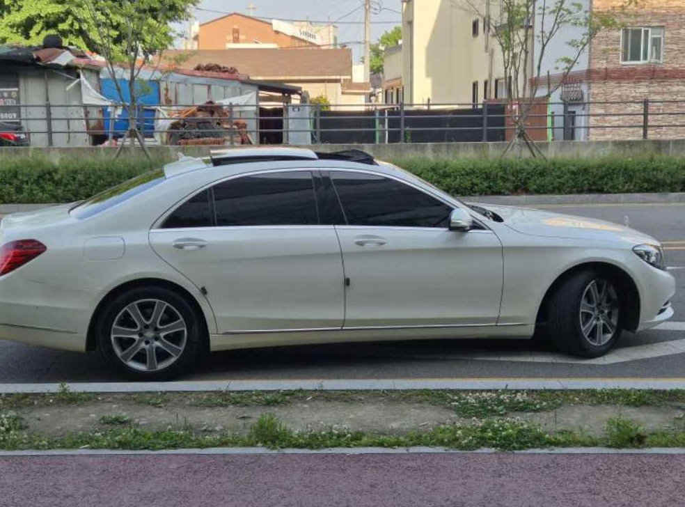 벤츠 S 클래스 S 350L 블루텍 사진 4