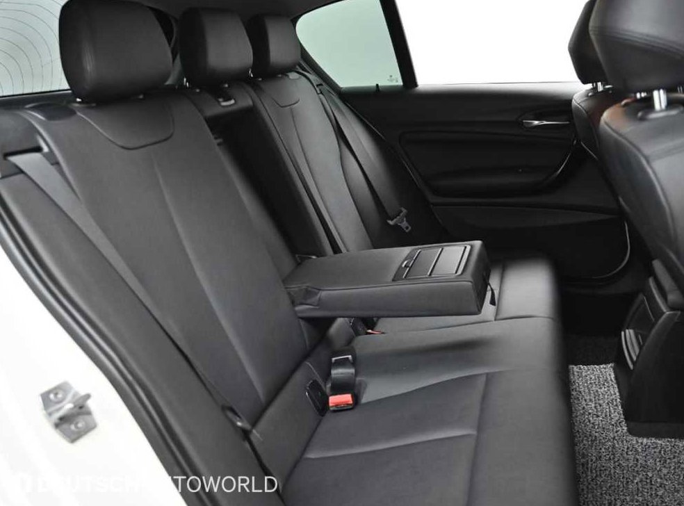 BMW 1시리즈 118d 어반 팩 1 사진 12