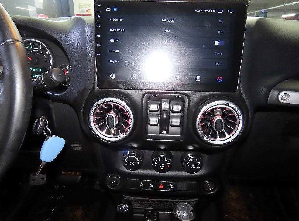 지프 랭글러 2.8 루비콘 4DR 사진 11