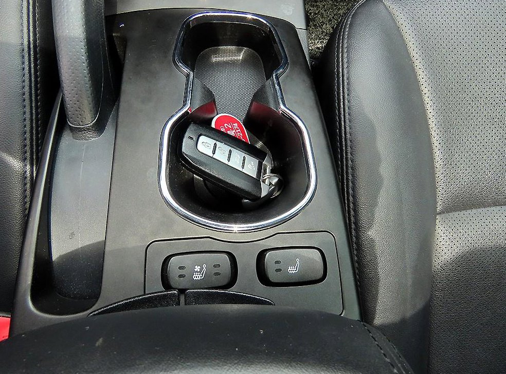 KG모빌리티(쌍용)  코란도 2WD 2.2 익스트림 사진 14