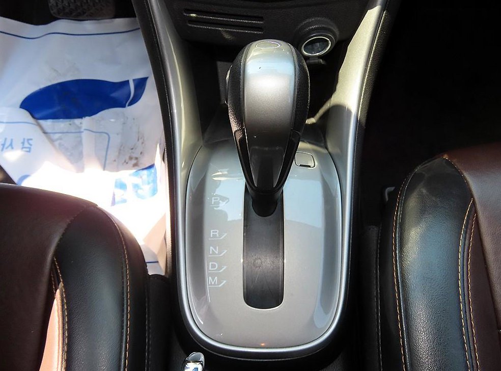쉐보레 트랙스 1.4 LT 사진 10