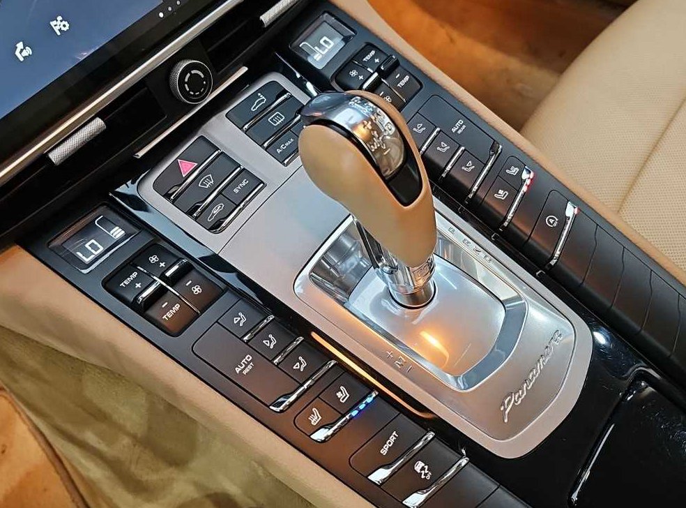 포르쉐 파나메라 3.6 AWD 사진 8