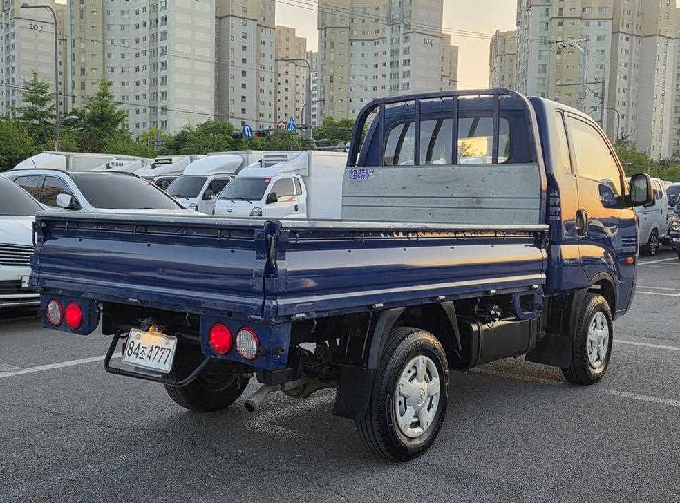 소형화물 카고(소형) 4WD/킹캡/장축/1.0톤/CRDi 사진 2